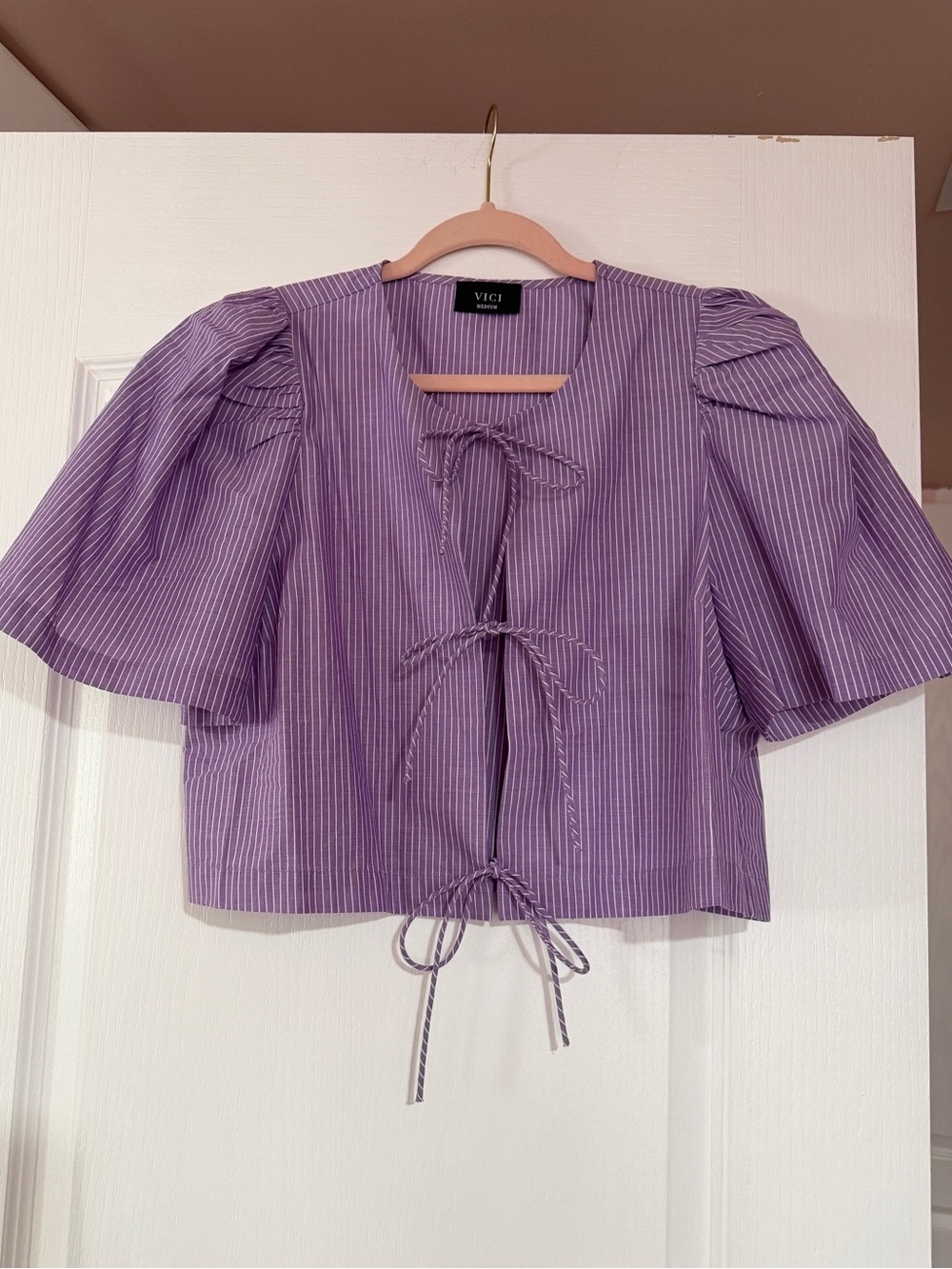 Vici Lavender Pinstripe Tie-Front Puff Sleeve Top